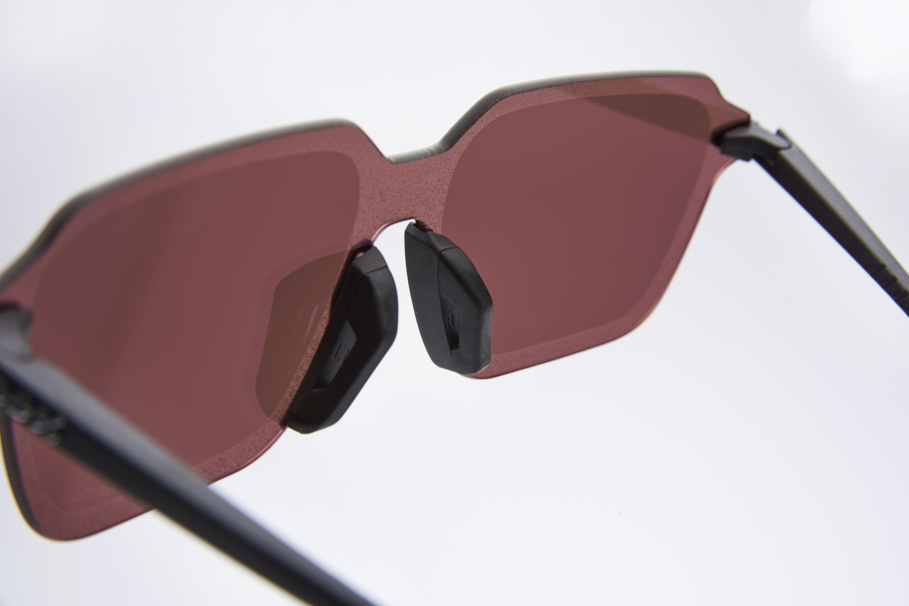Купить Спортивные очки 100% LEGERE TRAP Matte Black - HiPER Silver Mirror Lens, 60056-00001 7ft.ru в интернет магазине Семь Футов