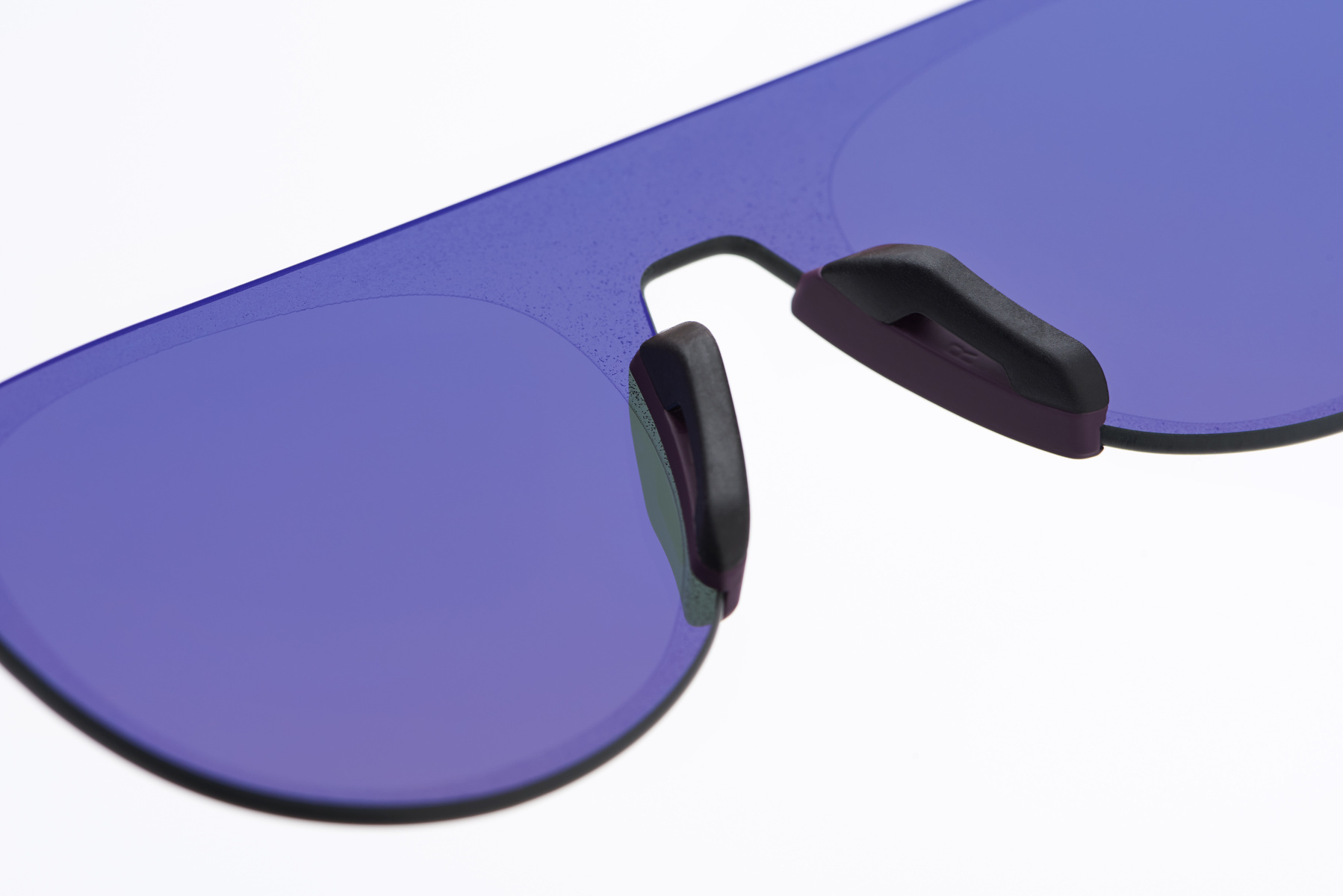 Купить Спортивные очки 100% LEGERE COIL Soft Tact Deep Purple - Black Mirror Lens, 60055-00004 7ft.ru в интернет магазине Семь Футов
