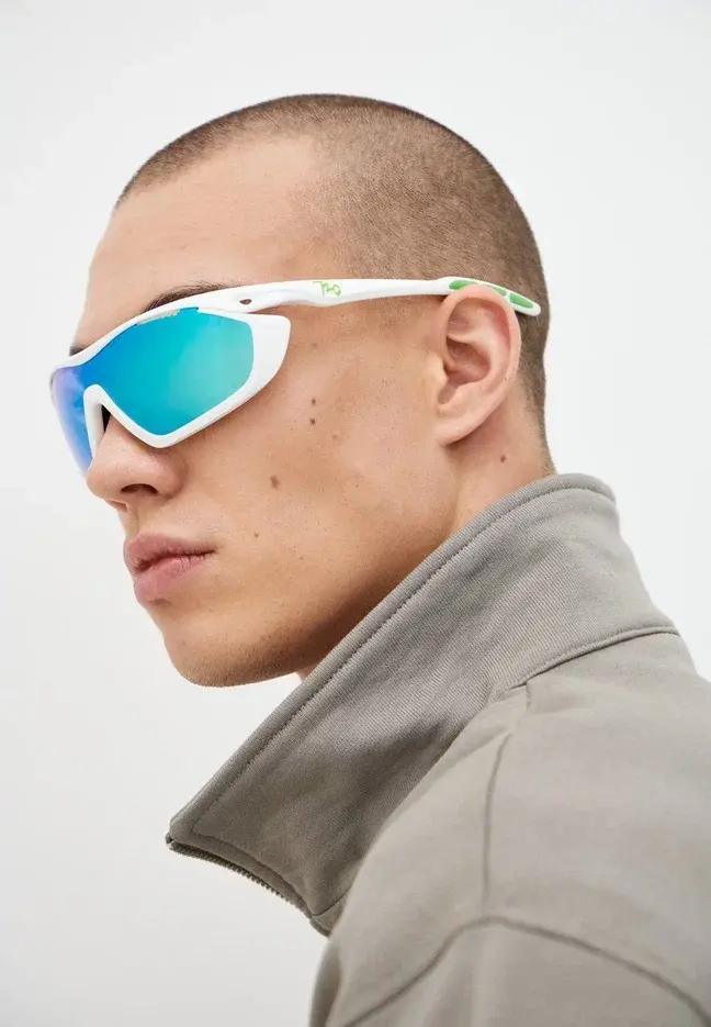 Купить Спортивные очки с диоптриями 720armour Analog Pro / Glossy White / Matte White Gasket / Smoke Full Blue Ti Lens, rx-234/b355g-2 7ft.ru в интернет магазине Семь Футов