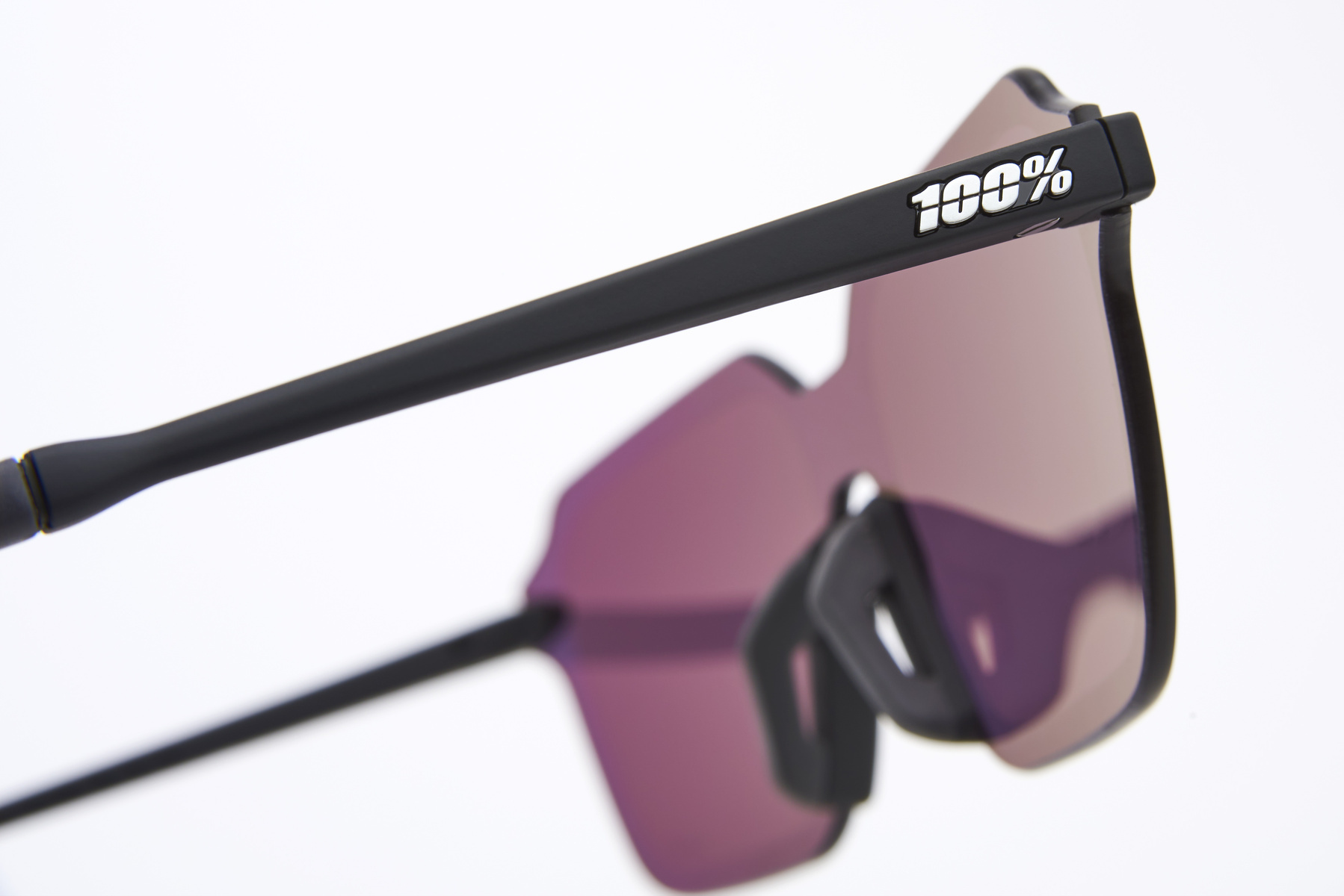 Купить Спортивные очки 100% LEGERE TRAP Soft Tact Black - HiPER Blue Mirror Lens, 60056-00002 7ft.ru в интернет магазине Семь Футов