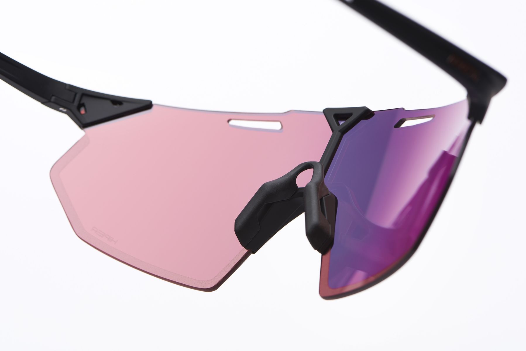 Купить Спортивные очки 100% HYPERCRAFT SQ Soft Tact Black - HiPER Red Mirror Lens, 60001-00003 7ft.ru в интернет магазине Семь Футов