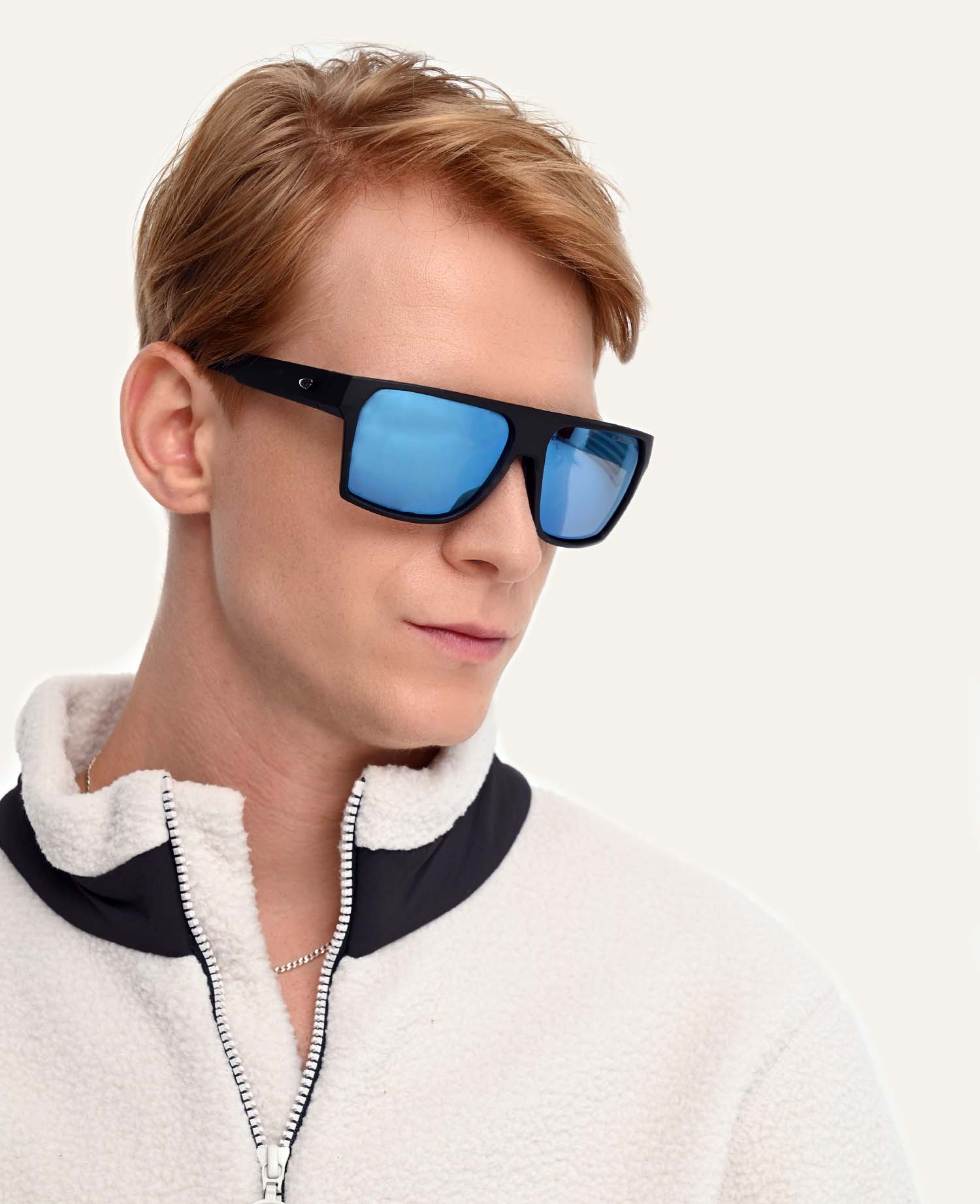 Купить Спортивные очки GOG Nazca / Matt Black / Polarized Reflex White-Blue, e260-2p 7ft.ru в интернет магазине Семь Футов