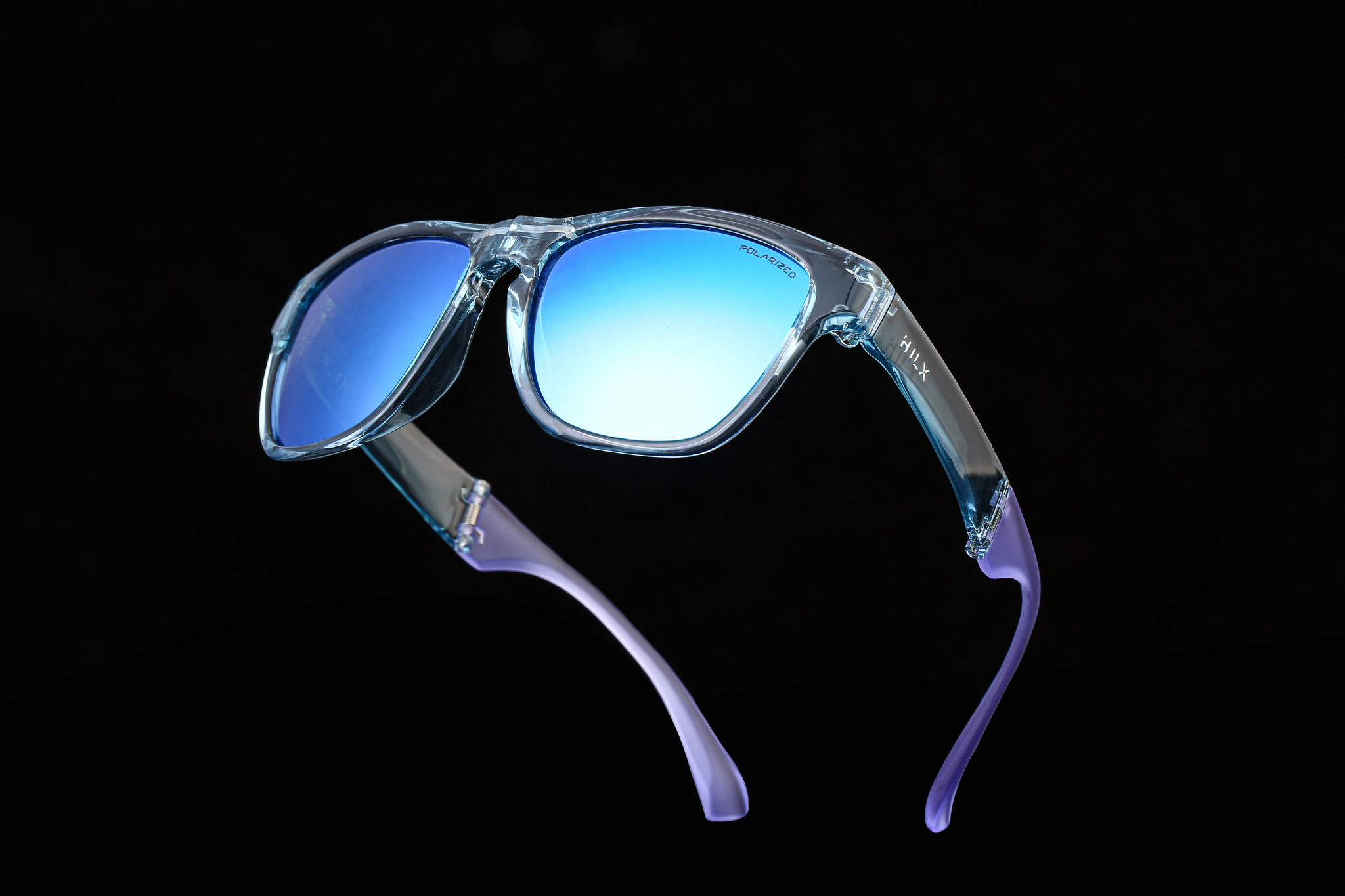 Купить Спортивные очки HILX Unfold Shiny Crystal Green / Blue Polarized Lens, huf01611-ufbl12 7ft.ru в интернет магазине Семь Футов