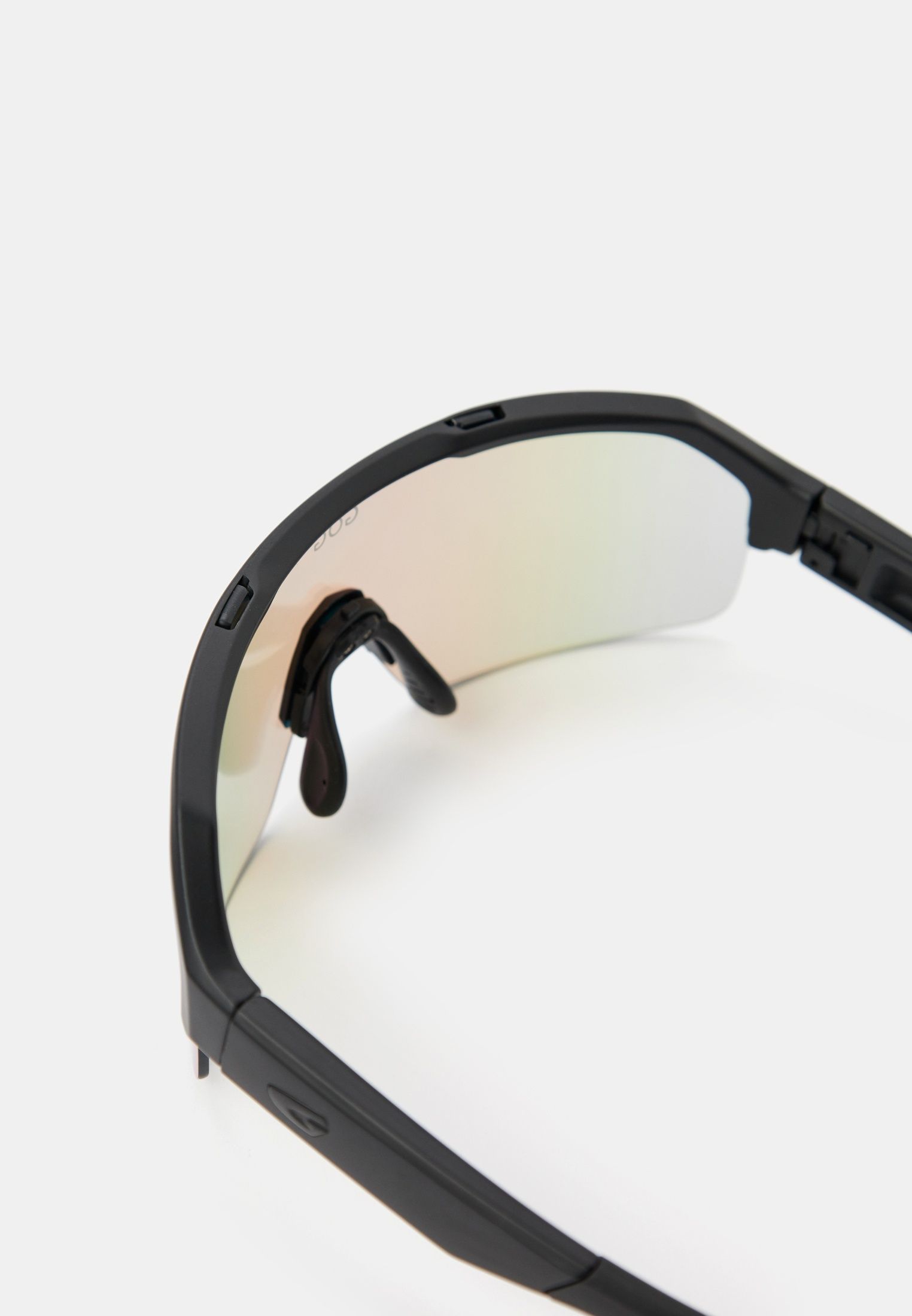 Купить Спортивные очки с диоптриями GOG Thor C / Matt Black / Photochromic Blue Lens, rx-e600-1cr 7ft.ru в интернет магазине Семь Футов