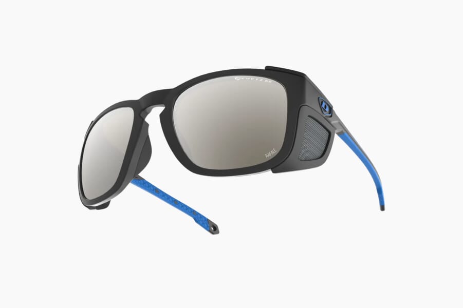 Купить Спортивные очки Demetz Spit-Track / Black Matt / Blue Matt Brown Photochromic With Ice Blue Revo Cat.2 to 4, spittrack5154l855 7ft.ru в интернет магазине Семь Футов