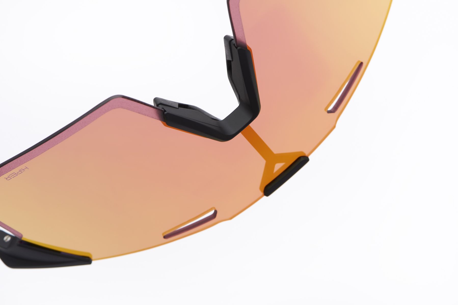 Купить Спортивные очки 100% HYPERCRAFT SQ Soft Tact Black - HiPER Red Mirror Lens, 60001-00003 7ft.ru в интернет магазине Семь Футов