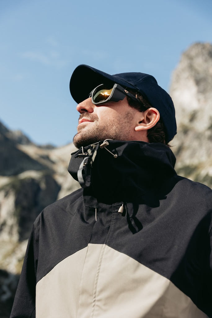 Купить Спортивные очки GOG Pamir / Matt Metallic Black/Black / Photochromic Reflex Gold, e460-1c 7ft.ru в интернет магазине Семь Футов