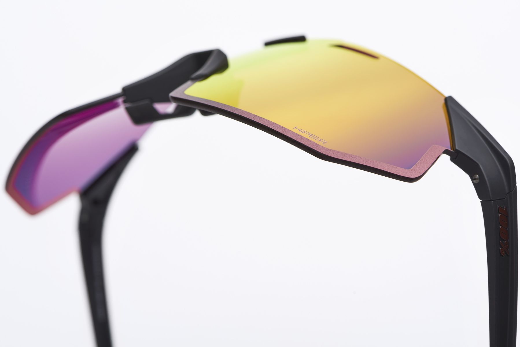 Купить Спортивные очки 100% HYPERCRAFT SQ Soft Tact Black - HiPER Red Mirror Lens, 60001-00003 7ft.ru в интернет магазине Семь Футов