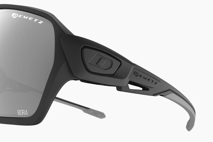 Купить Спортивные очки Demetz M-Suit / Matte Navy / Matte Blue V. Grey Photochromic Mirror Silver Cat.1 to 3, msuit5554p565 7ft.ru в интернет магазине Семь Футов