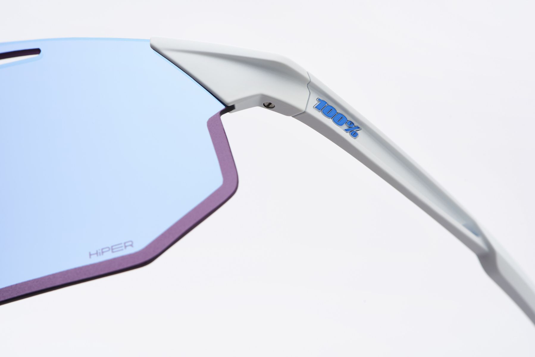 Купить Спортивные очки 100% HYPERCRAFT SQ Soft Tact White - HiPER Blue Mirror Lens, 60001-00004 7ft.ru в интернет магазине Семь Футов