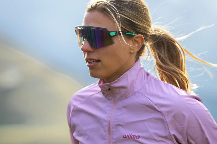 Купить Спортивные очки Demetz Suit / Cristal Grey Mat / Green Mat Pink With Photochromic Green Mirror Cat. 1 a 3, suit8268y6146 7ft.ru в интернет магазине Семь Футов