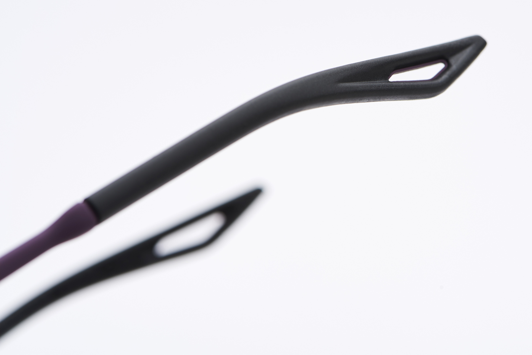 Купить Спортивные очки 100% LEGERE COIL Soft Tact Deep Purple - Black Mirror Lens, 60055-00004 7ft.ru в интернет магазине Семь Футов