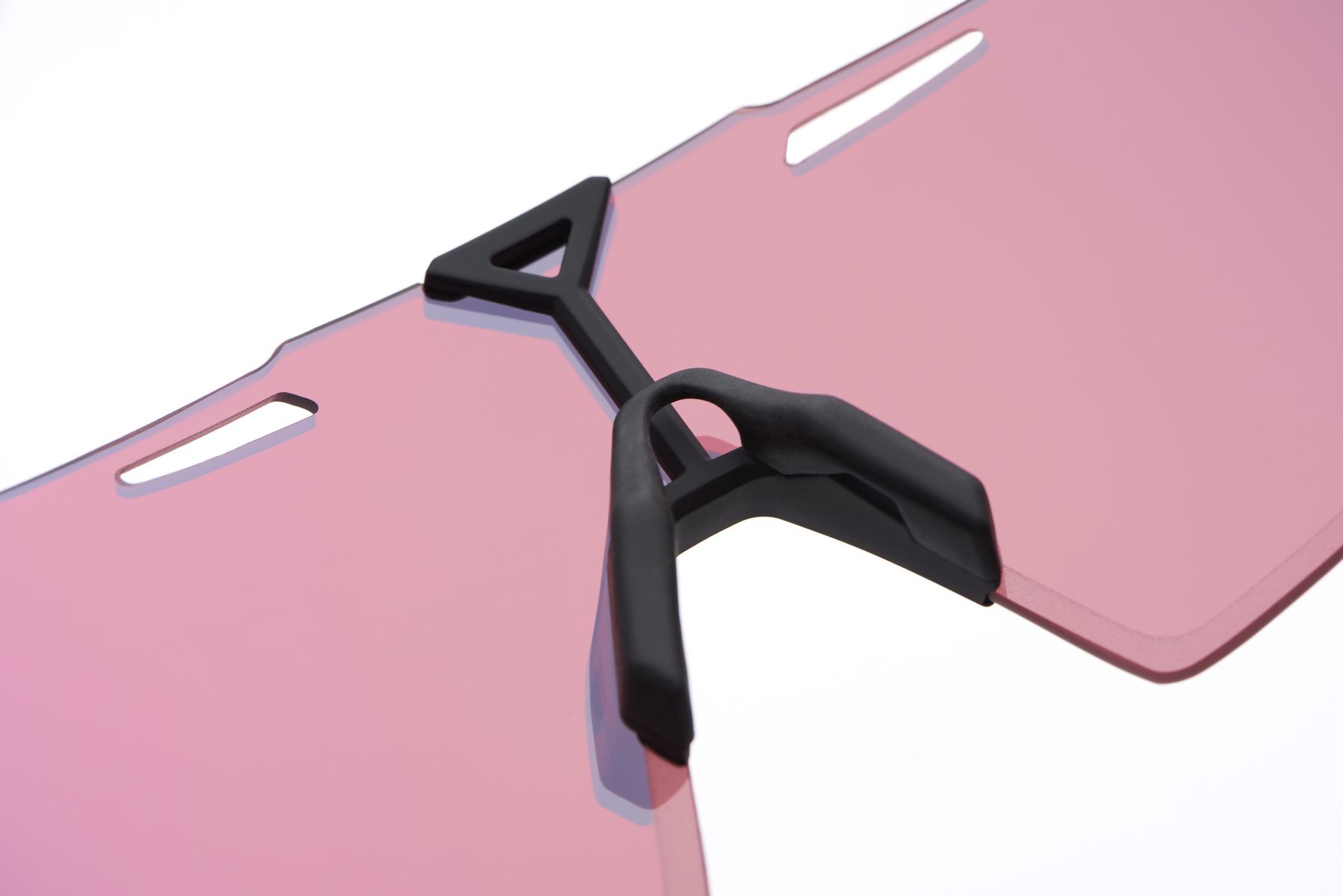 Купить Спортивные очки 100% HYPERCRAFT SQ Soft Tact Black - HiPER Red Mirror Lens, 60001-00003 7ft.ru в интернет магазине Семь Футов