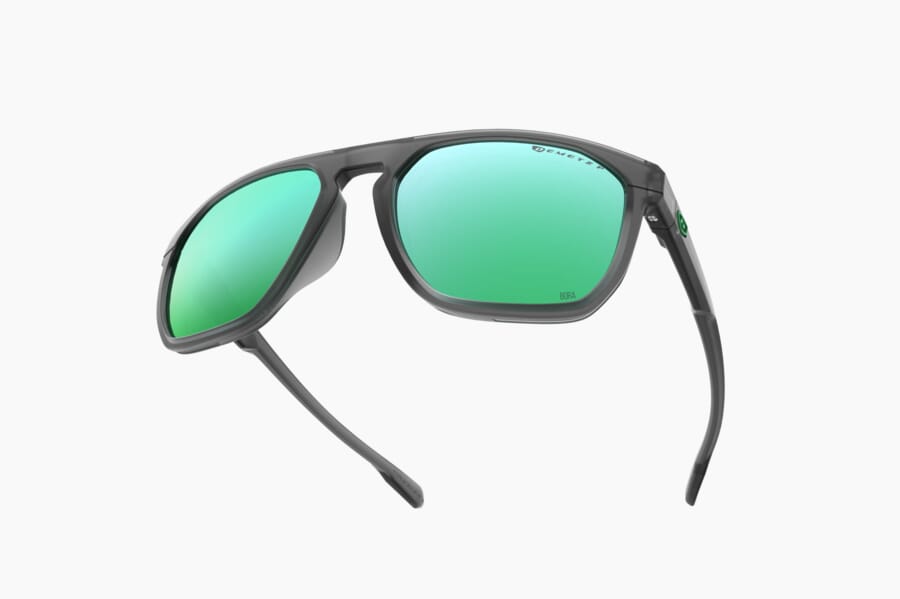 Купить Спортивные очки Demetz Grow / Crystal Grey Matt Grey Polarized Mirror Green Cat.3, grow82sq59 7ft.ru в интернет магазине Семь Футов
