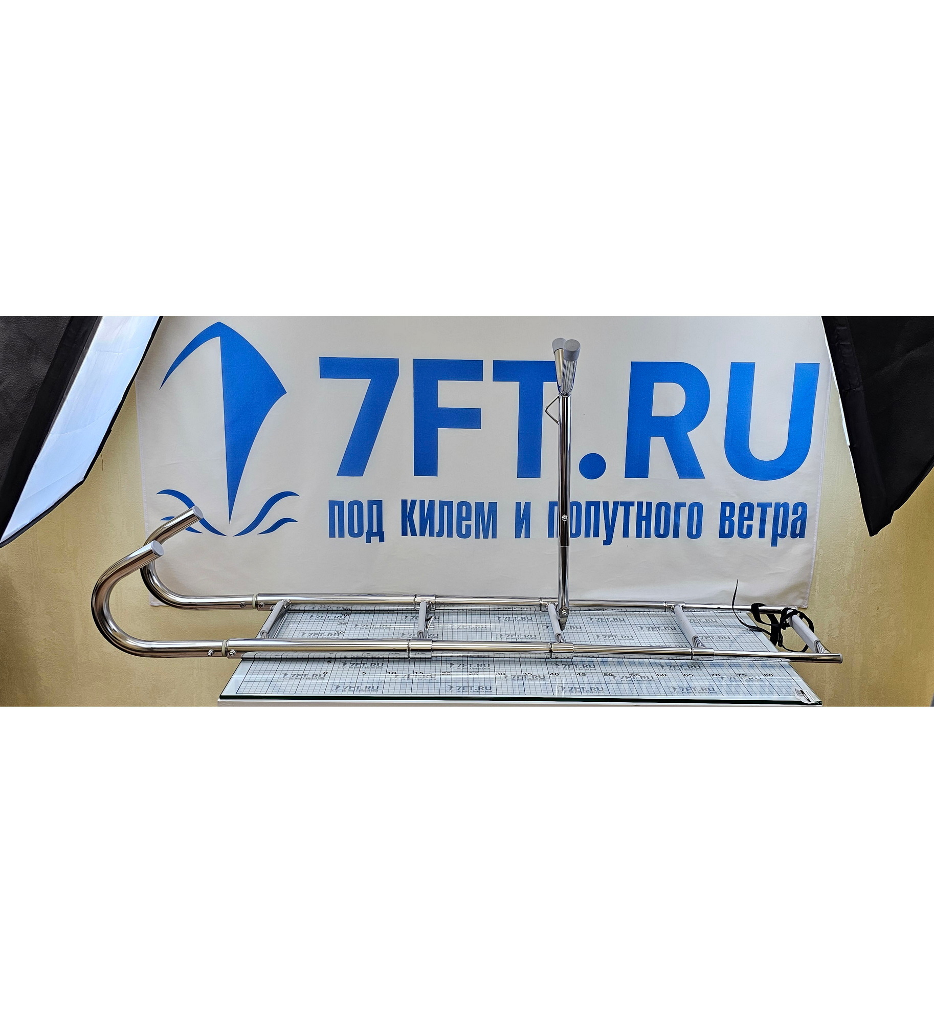 Купить Трап телескопический носовой Poseidon 040108GT 1365x275мм из зеркально-полированной нержавеющей стали AISI304 с 5-ю ступенями из серого пластика 7ft.ru в интернет магазине Семь Футов