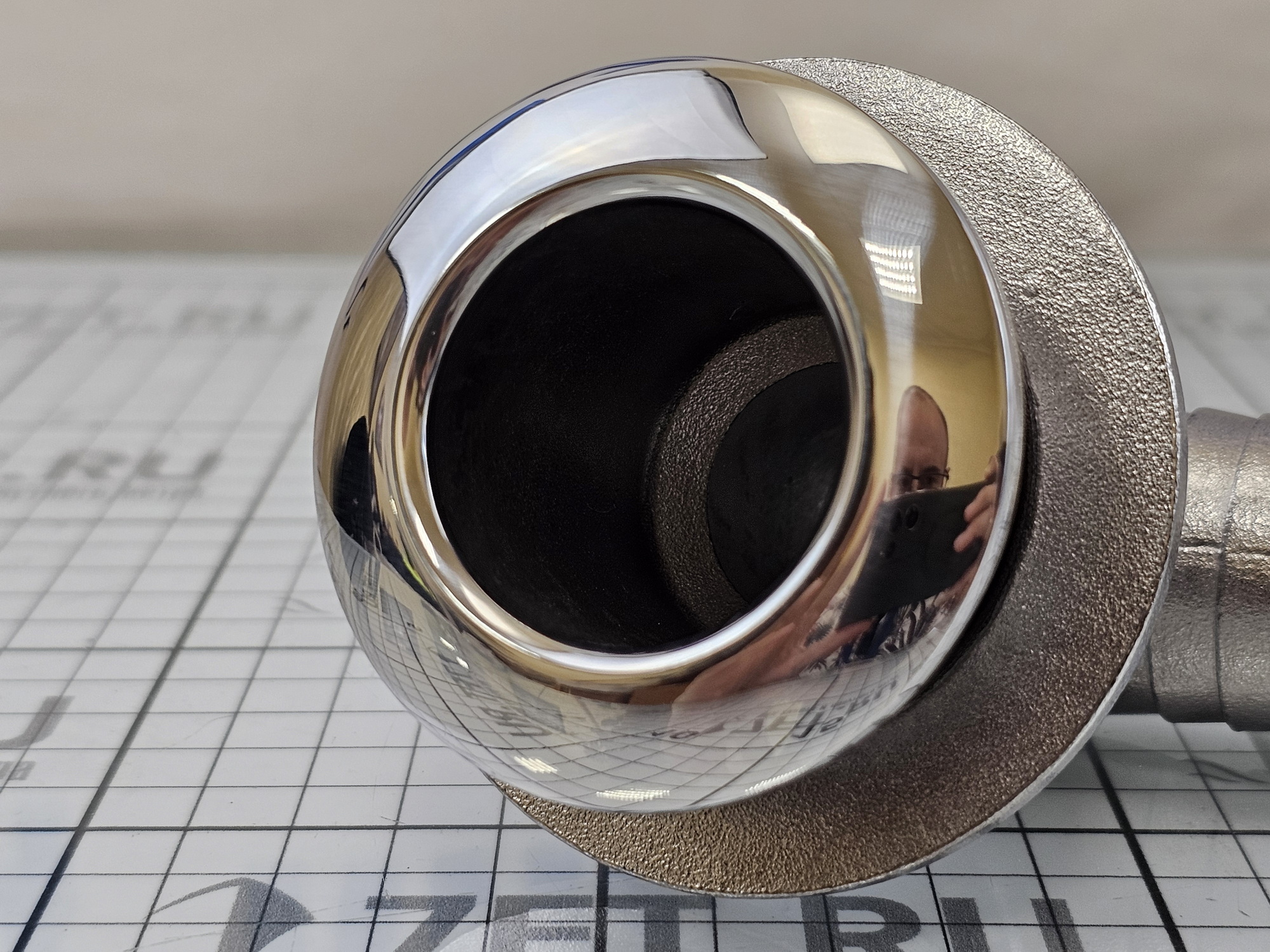 Купить Штуцер для слива в море угловой 90° резьба 1"1/2x32мм AISI316, Osculati 17.526.04 7ft.ru в интернет магазине Семь Футов