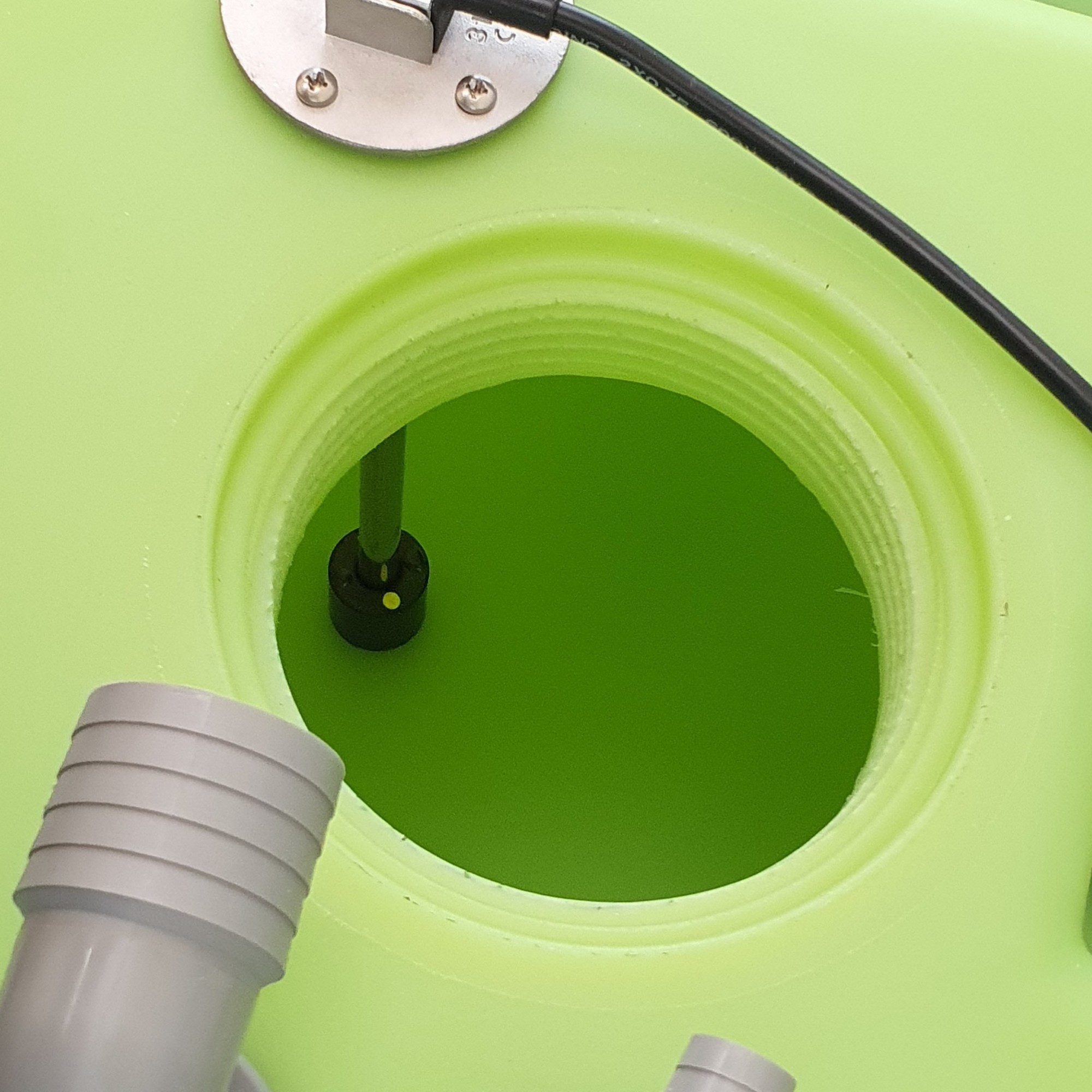 Вода комфорт. Питьевая вода родниковая газированная. Вода комфорт. Aqua panna 1. Algotherm cosmetique marine концентратор инструкция.