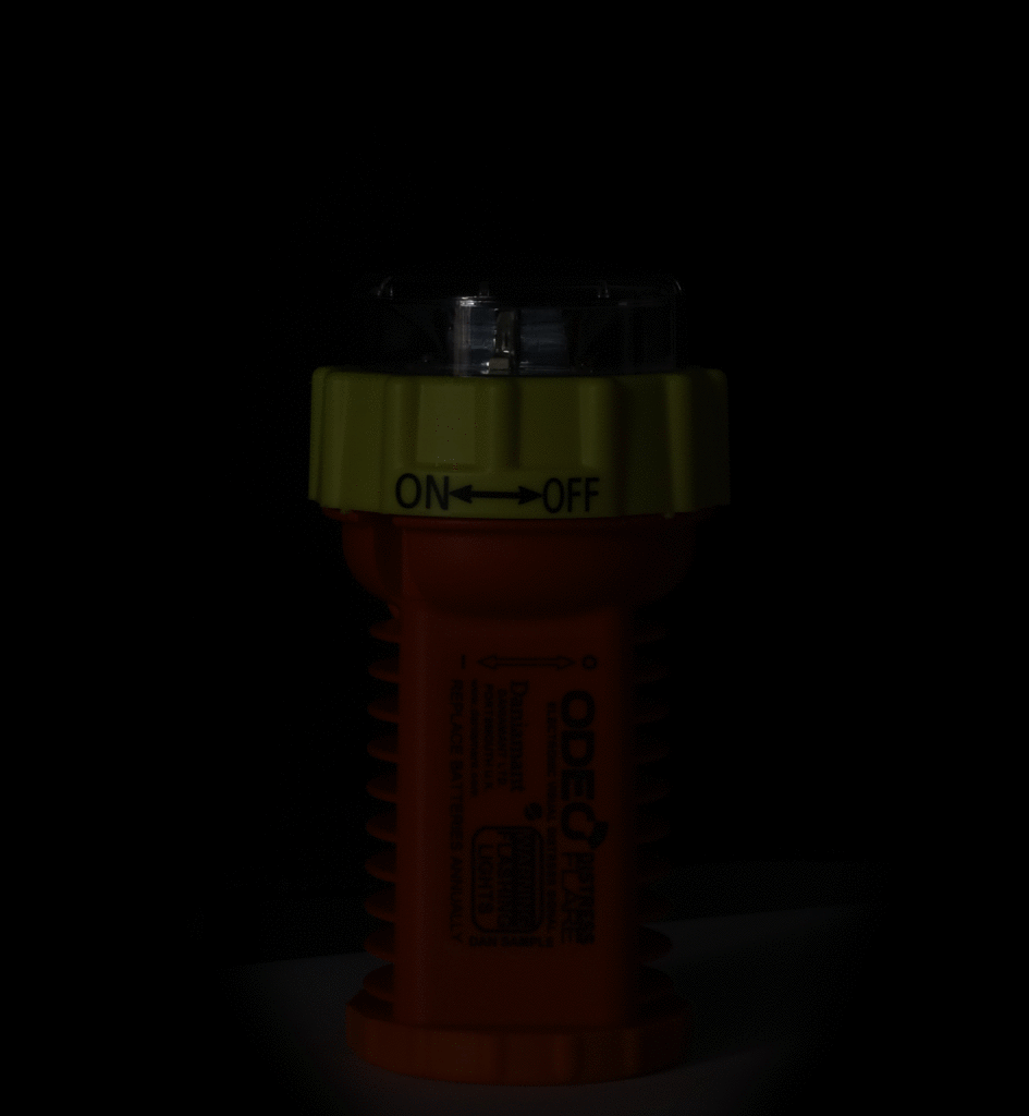 Купить Сигнальный огонь светодиодный Daniamant Odeo Distress eVDSD 900251 4 х АА красный свет 7ft.ru в интернет магазине Семь Футов