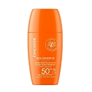Купить Lancaster e001-24p-100692 Солнцезащитный крем Sun Sensitive Tinted Mattifying Fluid Spf50 15x10x10 7ft.ru в интернет магазине Семь Футов