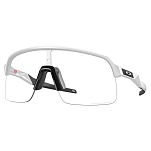Oakley 0OO9463-946346-39 Sutro Lite Солнцезащитные Очки Фотохромные Matte White Photochromic/CAT1-2