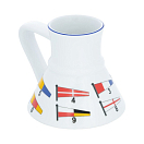 Фарфоровая чашка с флажками