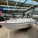 Катер Феникс 560 белый с мотором Suzuki DF140BTL KITPH35