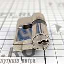 Купить Врезной замок правый 163x75x13мм квадрат 9мм без накладок и ручек антивибрационный из сатинированной хромированной латуни, Osculati 38.203.51DX 7ft.ru в интернет магазине Семь Футов