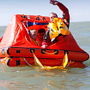 Купить Спасательный плот Crewsaver ISO Ocean 95074 в сумке до 24 часов на 4 человека 730 x 520 x 320 мм 7ft.ru в интернет магазине Семь Футов