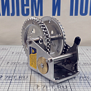 Купить Лебёдка односкоростная 4.1:1 грузоподъемность до 900кг 90x190x160мм из нержавеющей стали AISI304, Osculati 02.118.03 7ft.ru в интернет магазине Семь Футов