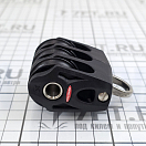 Купить Блок трехшкивный шарикоподшипниковый со скобой Ronstan Orbit Blocks™ серия 30 RF35302 Ø30мм 550/1100кг для троса Ø8мм из черного нейлона 7ft.ru в интернет магазине Семь Футов