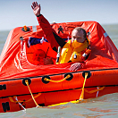 Купить Спасательный плот Crewsaver ISO Ocean 95070 в сумке свыше 24 часов на 4 человека 730 x 520 x 320 мм 7ft.ru в интернет магазине Семь Футов