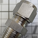 Купить Фитинг обжимной Swagelok SS-12M0-1-8RT резьба ISO 1/2" (12,7мм) прямой для трубок Ø12мм из нержавеющей стали AISI316 7ft.ru в интернет магазине Семь Футов