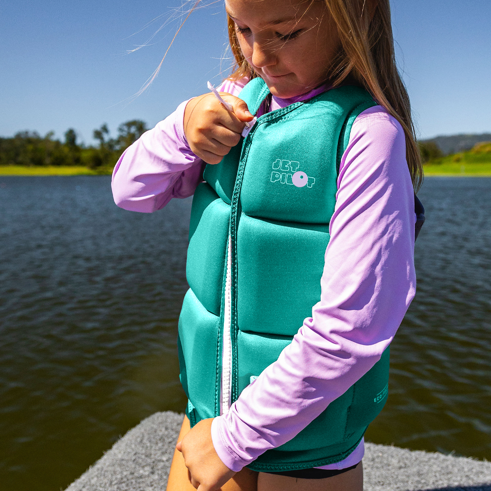Купить Детский страховочный жилет JetPilot Freeride Girls Eco Vest 152 OEM: 2602603 в интернет магазине Семь Футов