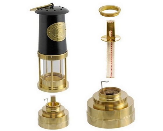 lampa_devi_e_thomas&williams_cambrian_miners_4126l_90x250mm_15-20ch_100ml_shaxterskaya_s_verxom_iz_latuni_dlya_blagodatnogo_olimpijskogo_ognya_7_mini.jpg