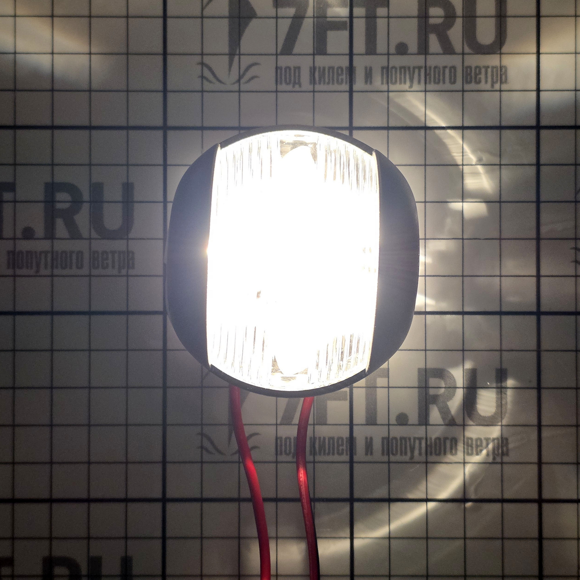 Купить Топовый огонь TREM Orsa Minore L5880560 белый 12В 225° для судов до 12м чёрный корпус 7ft.ru в интернет магазине Семь Футов