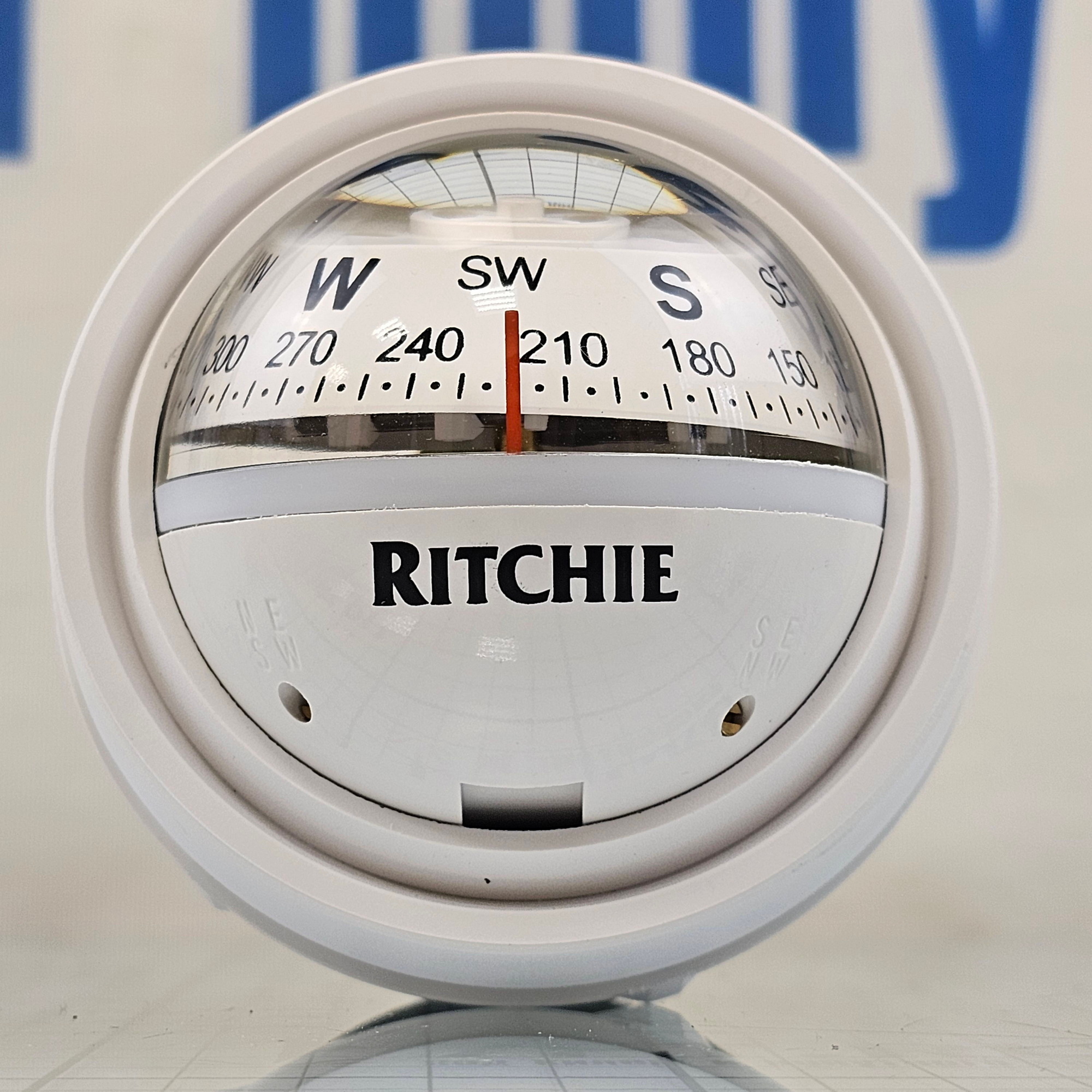 Купить Компас Ritchie Navigation Explorer V-57.2W картушка 70мм 12В 90x94мм врезной вертикальный с конической картушкой белый 7ft.ru в интернет магазине Семь Футов