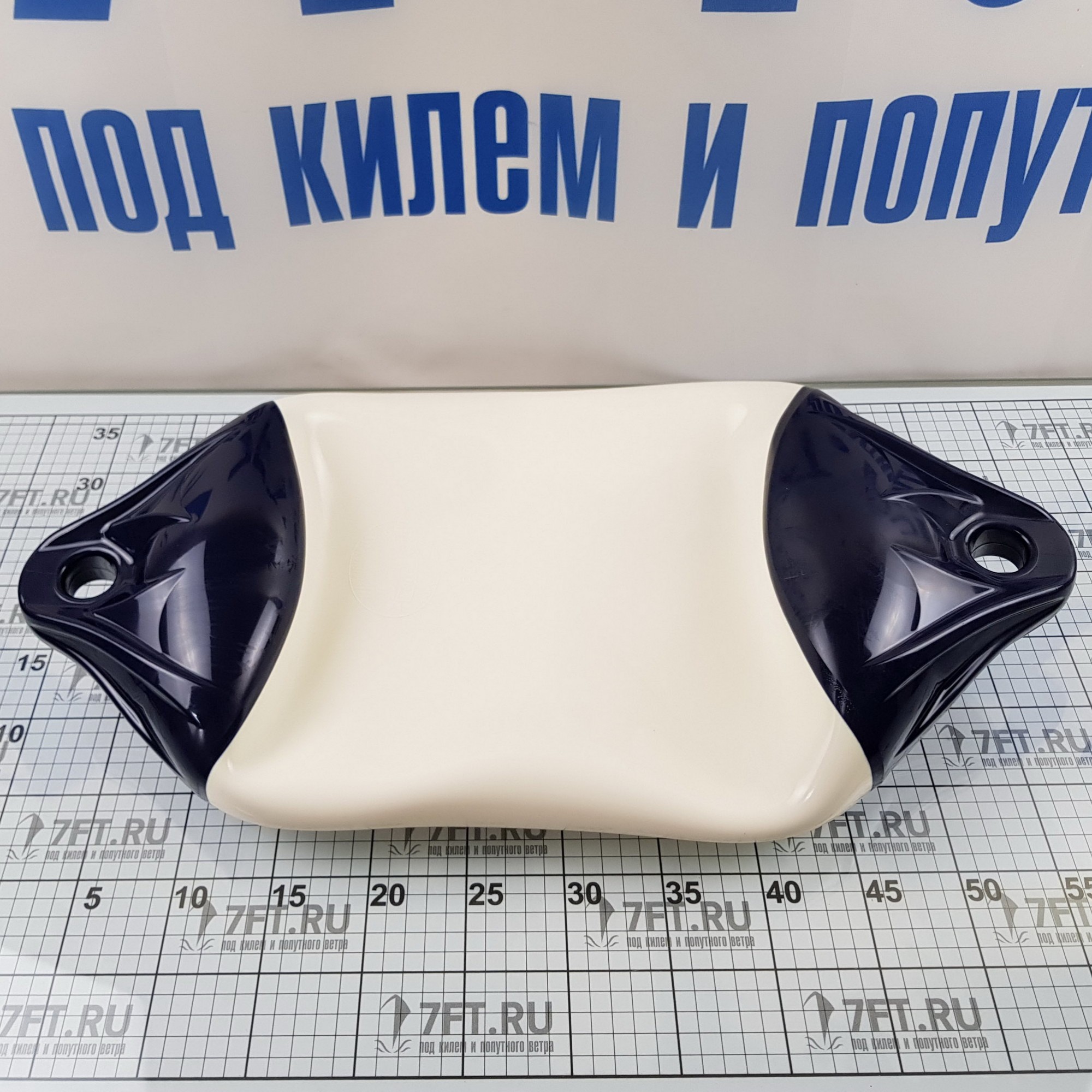 Купить Кранец Polyform F2 F-2/02 220x610мм белый/синий по краям из виниловой пластмассы 7ft.ru в интернет магазине Семь Футов