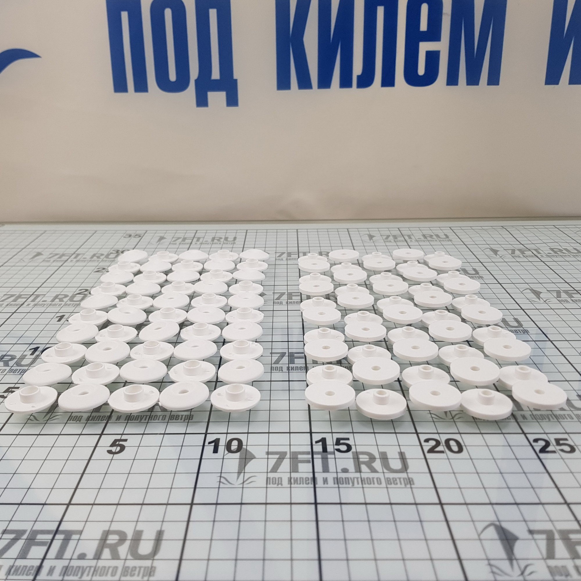 Купить Крепление для лобовых стёкол 5мм Marine Quality 52145 Ø25/10мм из белого нейлона 7ft.ru в интернет магазине Семь Футов