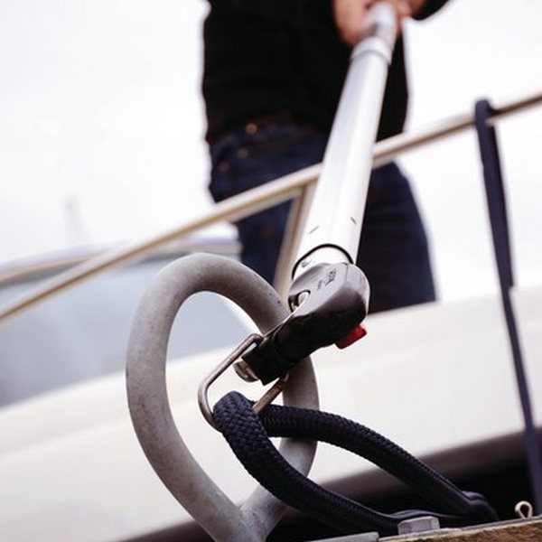Купить Крюк швартовый для буёв Robship 7080218 Hook&Moor М60 2.5 102-250cм крюк Ø60мм телескопическое древко 3 секции из алюминия 7ft.ru в интернет магазине Семь Футов