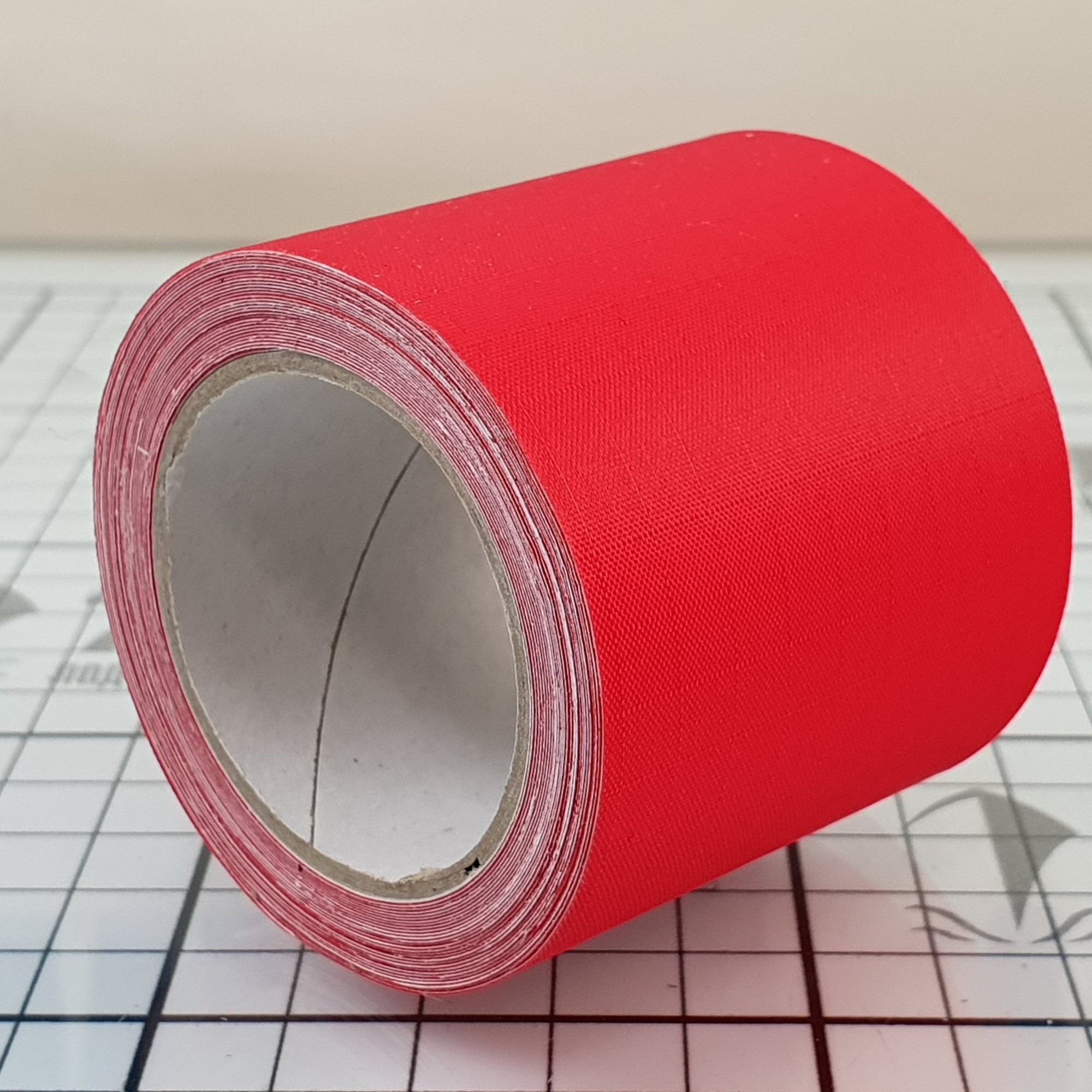 Купить Самоклеящаяся лента красная 50мм 4,5м для ремонта спинакеров из нейлона 7ft.ru в интернет магазине Семь Футов