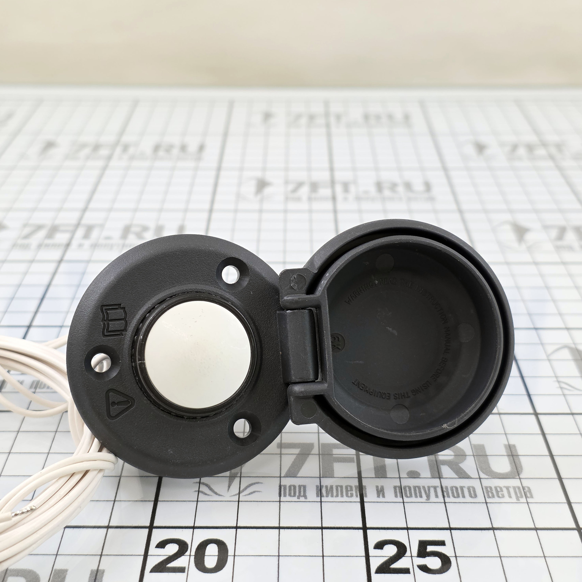 Купить Палубная кнопка из композитных материалов Lewmar 69000346 7ft.ru в интернет магазине Семь Футов