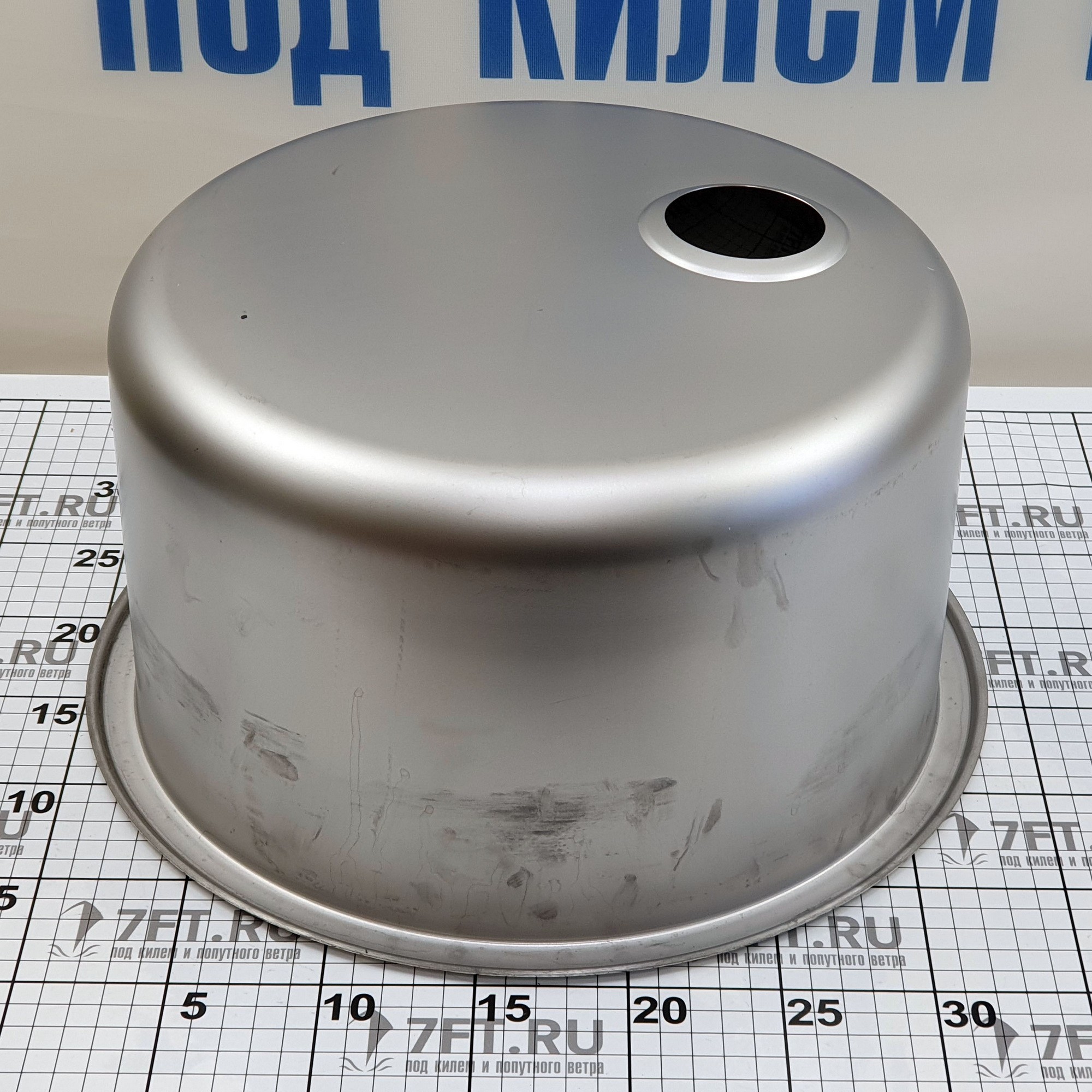 Купить Раковина круглая 300x330x180мм из зеркально-полированной нержавеющей стали, Osculati 50.187.36 7ft.ru в интернет магазине Семь Футов