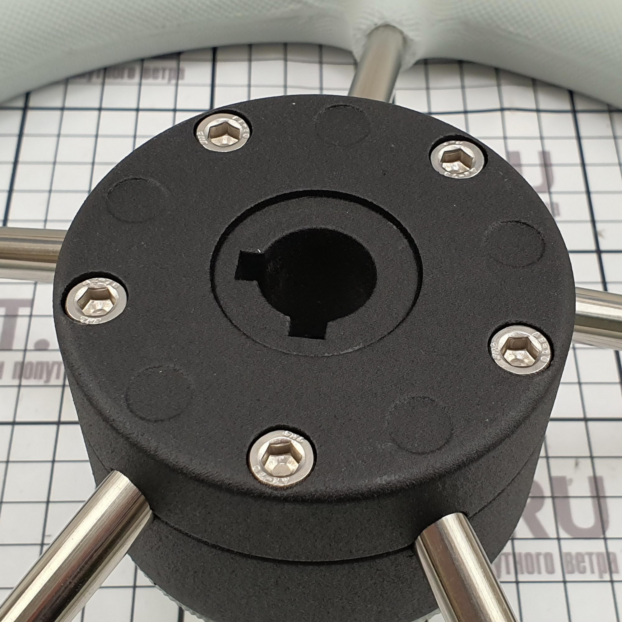 Купить Рулевое колесо Ultraflex V70G 39441B Ø350x90мм рукоятка из серого полиуретана со спицами из нержавеющей стали 7ft.ru в интернет магазине Семь Футов