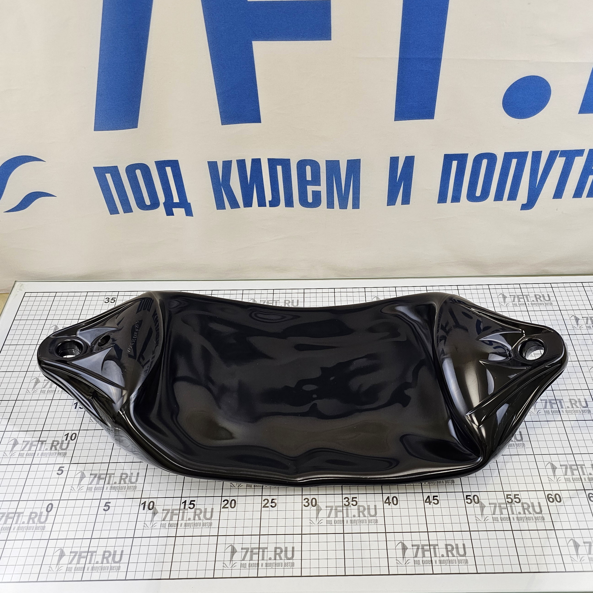 Купить Кранец швартовый Polyform F3 F-3/23 Ø220x745мм 22л 13,9МПа из чёрного ПВХ 7ft.ru в интернет магазине Семь Футов