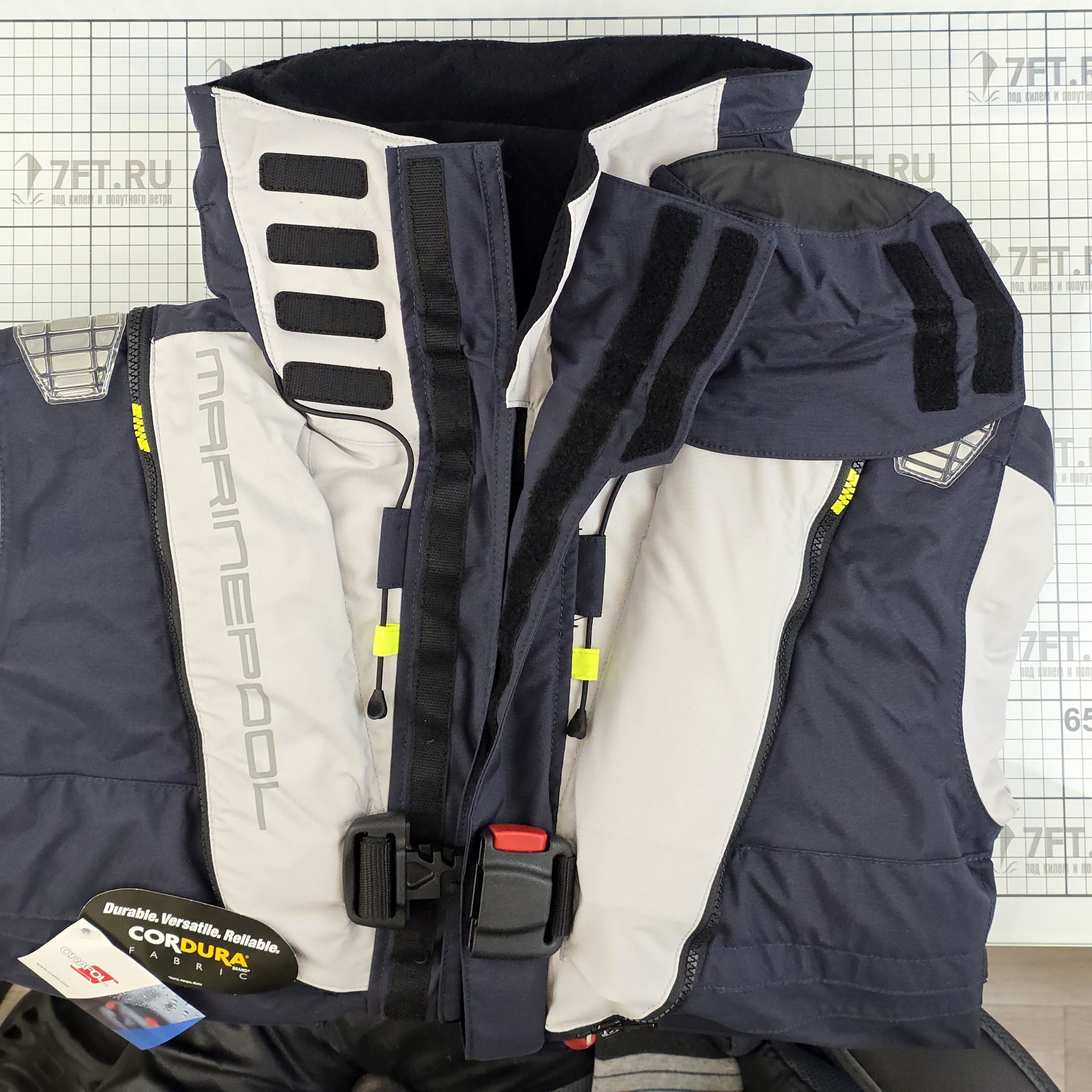 Купить Спасательный жилет Marinepool ISO Integrale 5003735 220N S встроенный в водонепроницаемую куртку 7ft.ru в интернет магазине Семь Футов