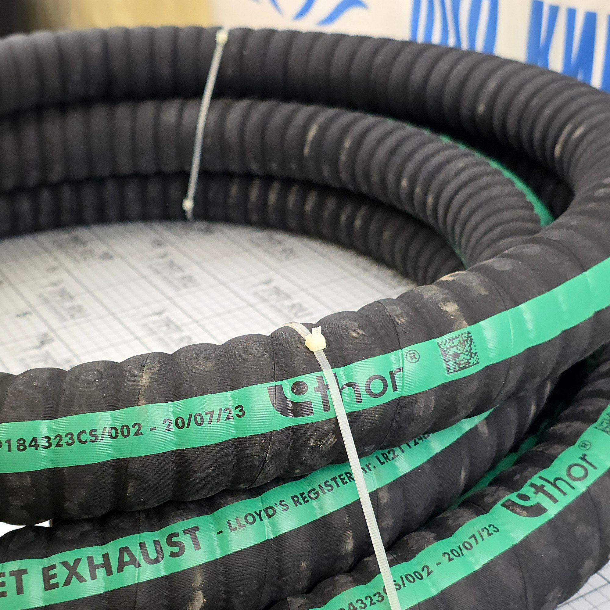 Купить Выхлопной шланг Hoses Technology Scamo/SP/CAJ Ø51мм 3/9бар из армированной резины 7ft.ru в интернет магазине Семь Футов