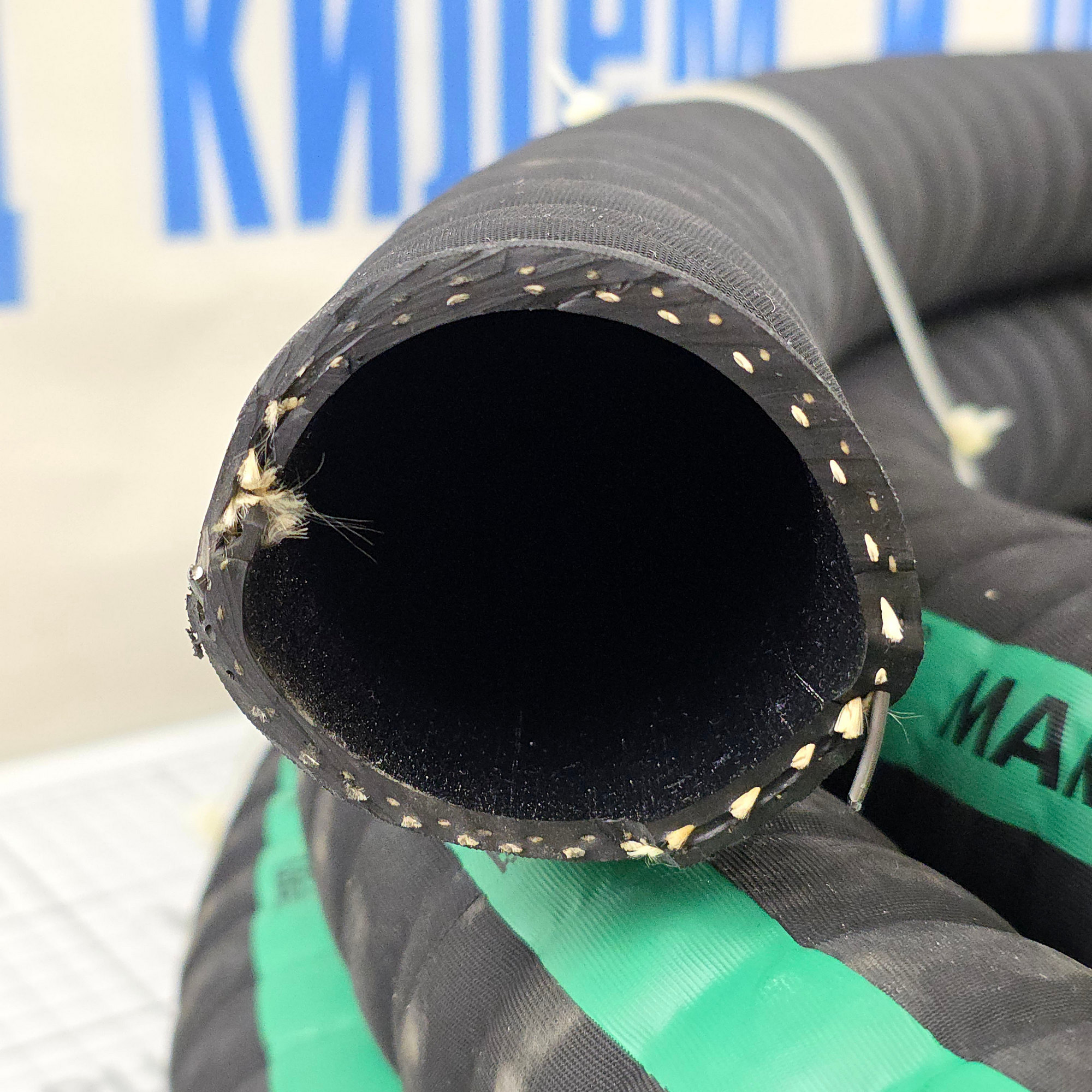 Купить Выхлопной шланг Hoses Technology Scamo/SP/CAJ Ø51мм 3/9бар из армированной резины 7ft.ru в интернет магазине Семь Футов