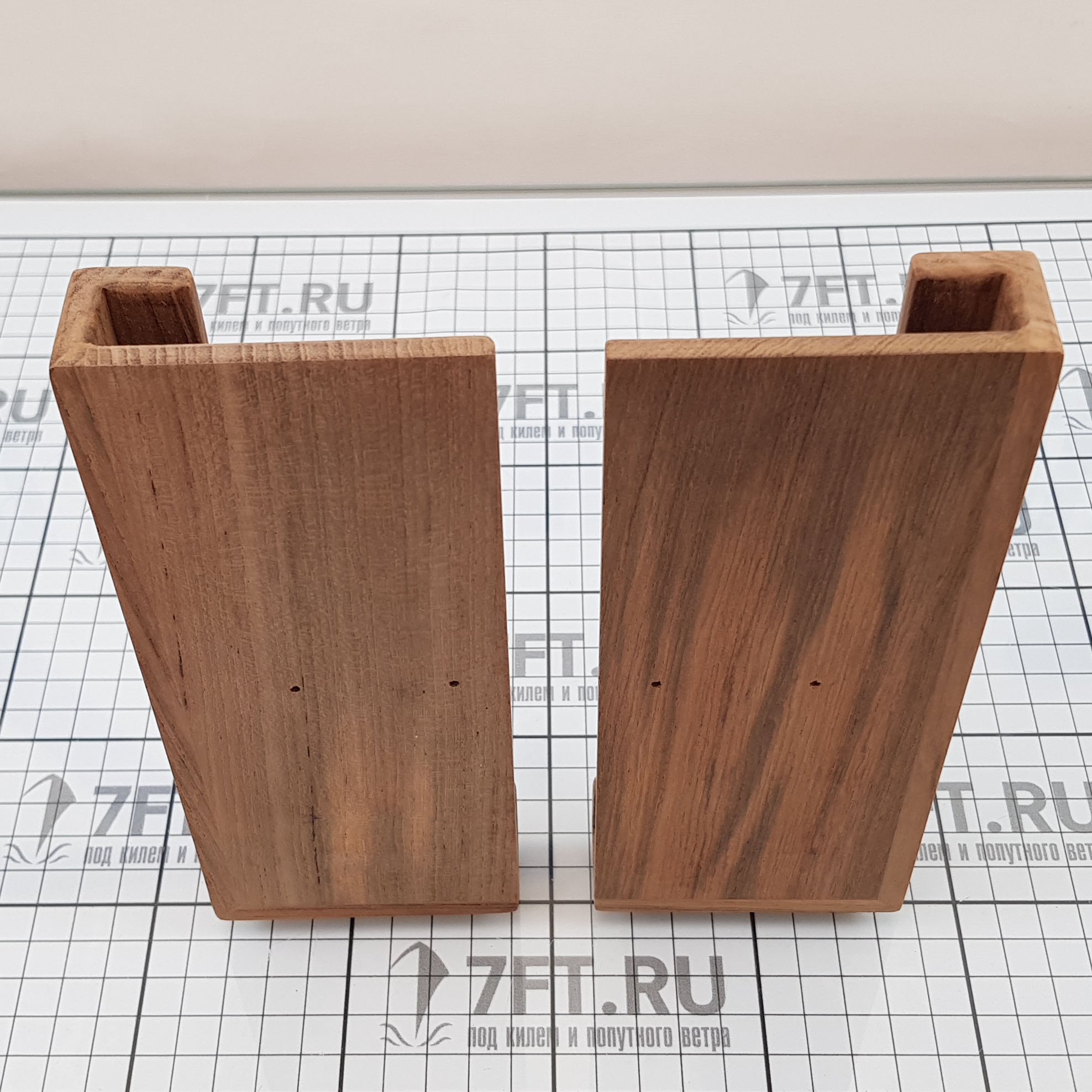 Купить Держатель для планшета/ноутбука ARC Marine 5856 универсальный из тикового дерева без пропитки 7ft.ru в интернет магазине Семь Футов