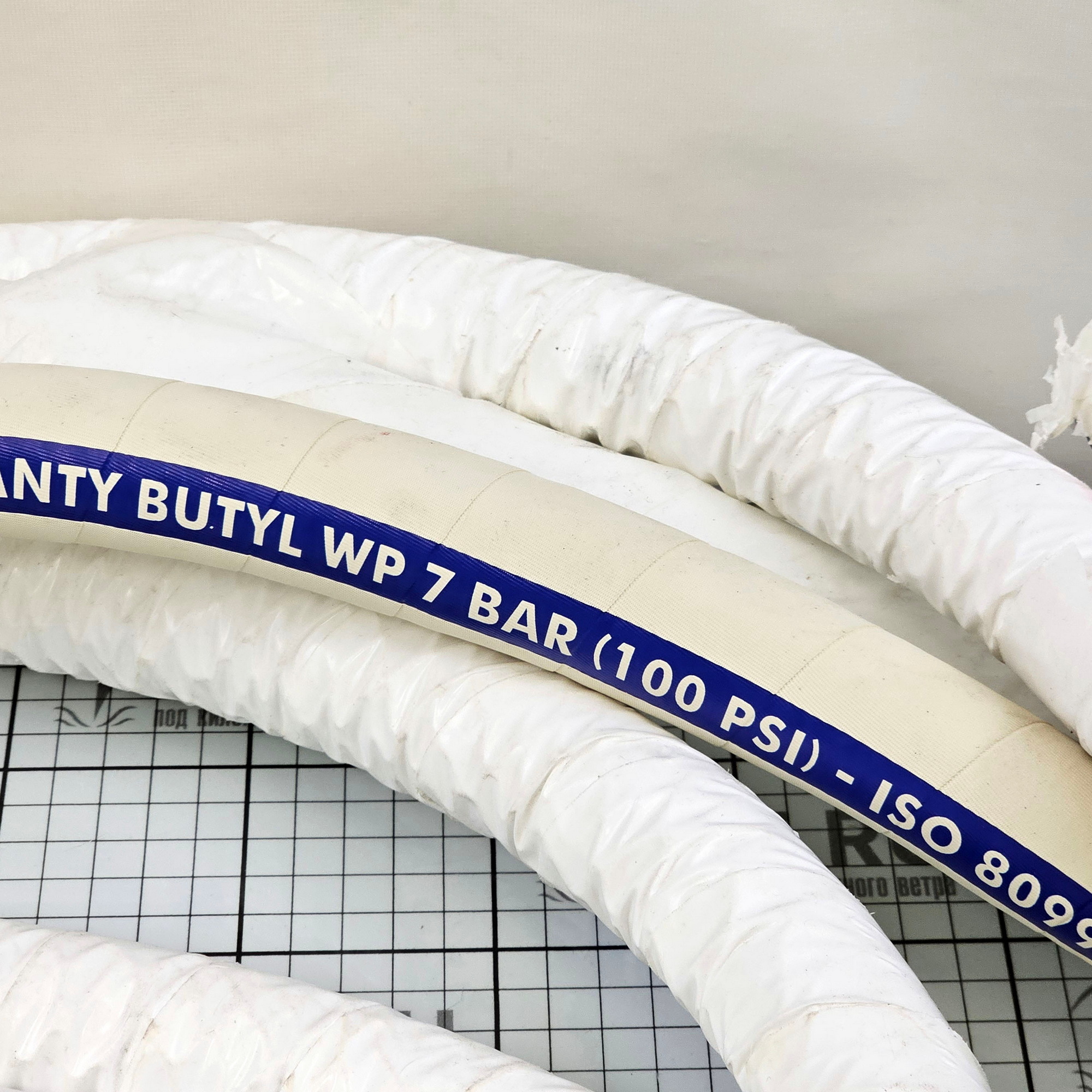 Купить Сантехнический шланг Hoses Technology Sanipomp/Extra tgmsl191_25 Ø25/35мм R100мм 21бар армированный двойной стальной пружиной 7ft.ru в интернет магазине Семь Футов