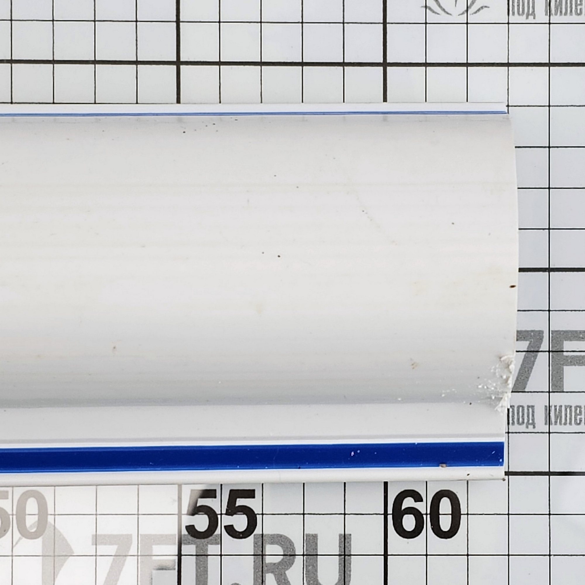 Купить Привальный брус P-образный Dock Edge Classic Prodock Heavy 1215-F 2,44м 84x31,8мм из белого ПВХ с синими полосами по краям 7ft.ru в интернет магазине Семь Футов